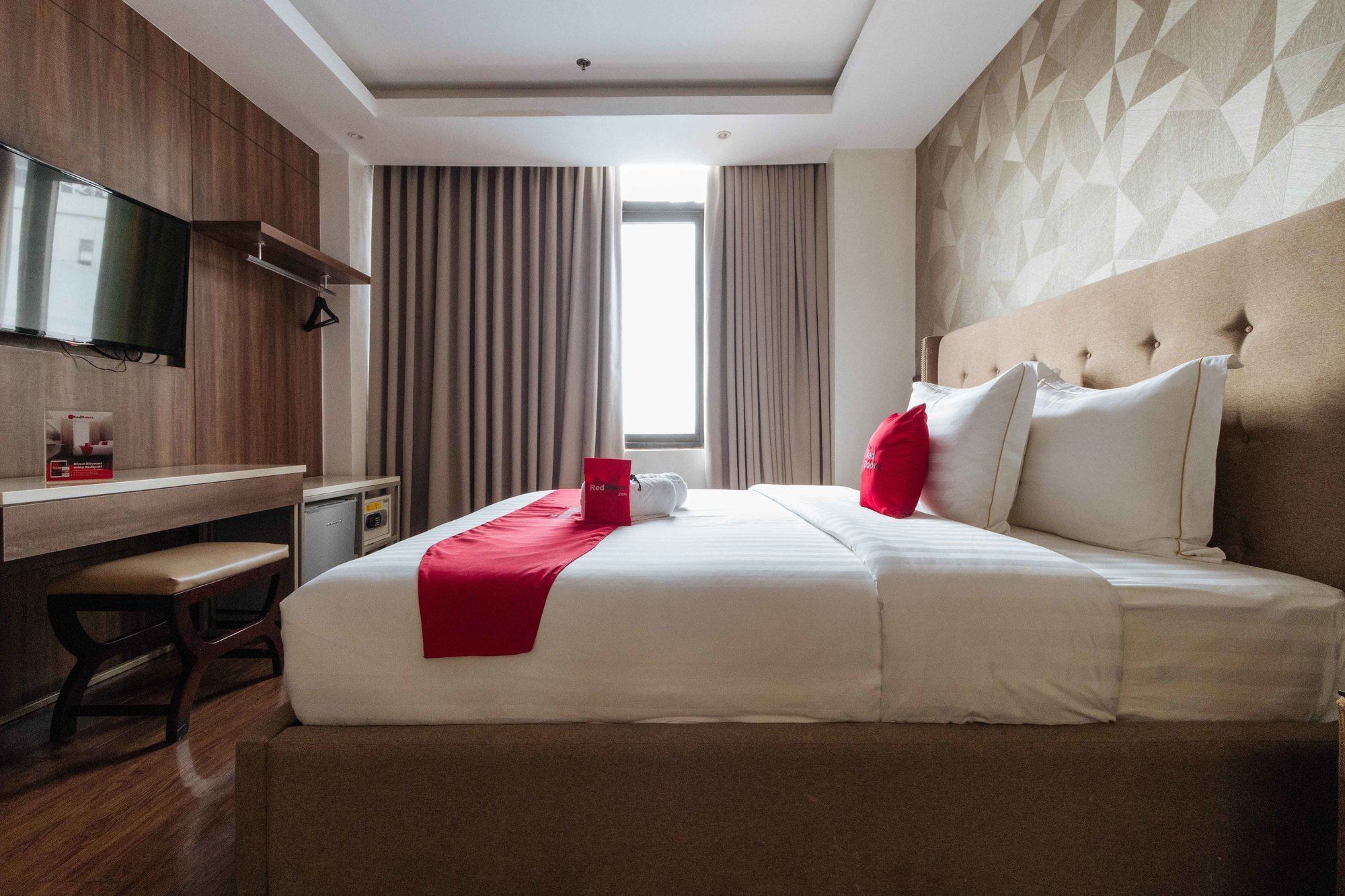 Reddoorz Premium @ South Triangle Quezon City Extérieur photo